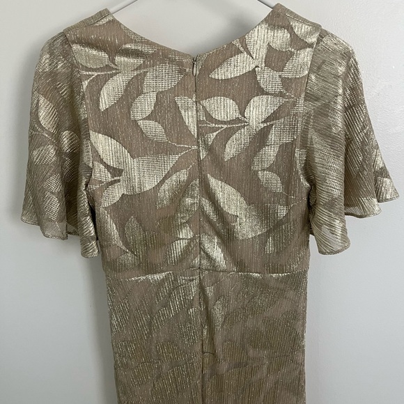Adrianna Papell Metallic 1920s art deco inspired Gold Leaf Dress with slit - Picture 7 of 10